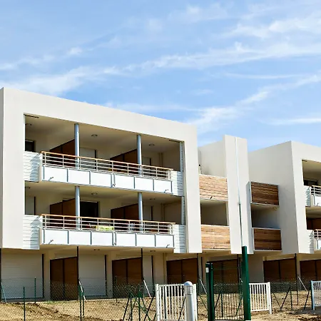 Vacanceole - Carre Marine Aparthotel 3*
