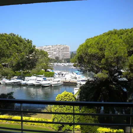 Vacanceole - Carre Marine Mandelieu-la-Napoule